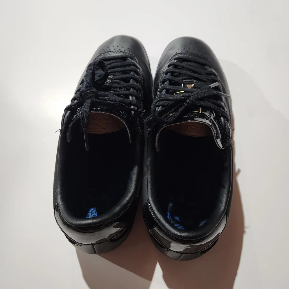Adidas Puig Indoor Men's Size 8.5 - Picture 3 of 7